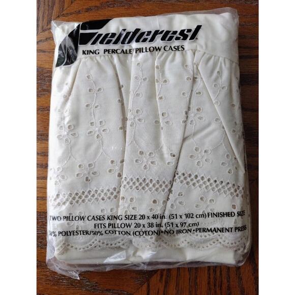 2 King Fieldcrest Pillowcases Ruffle Eyelet Trousseau Lace Percale Ivory NWT - Picture 2 of 7